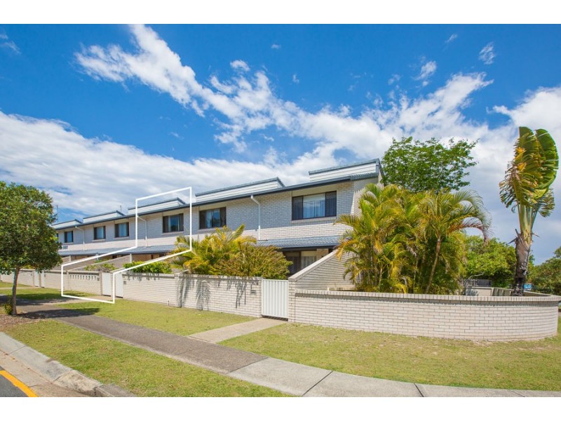 10/52 Bordeaux, Mermaid Waters QLD 4218