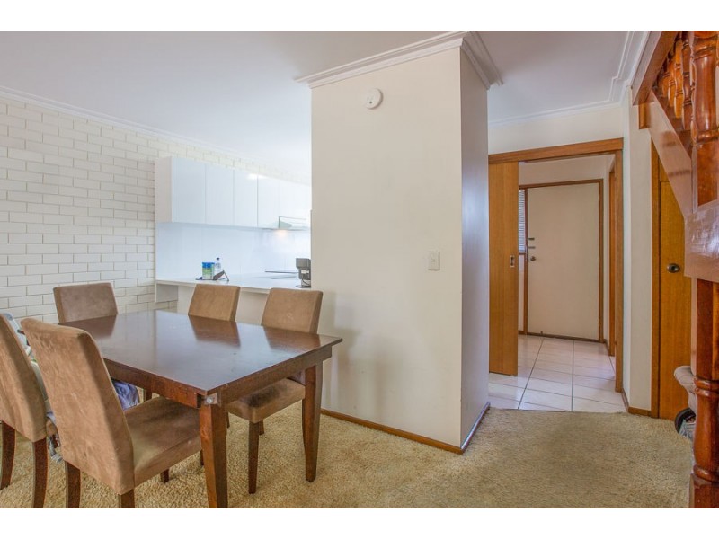 10/52 Bordeaux, Mermaid Waters QLD 4218