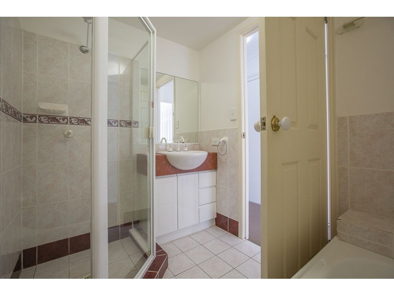 3/6 Petrel Avenue, Mermaid Beach QLD 4218