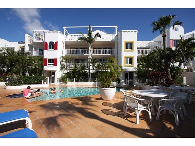 31/28 Chairlift Avenue “Santorini by the Sea”, Mermaid Beach QLD 4218