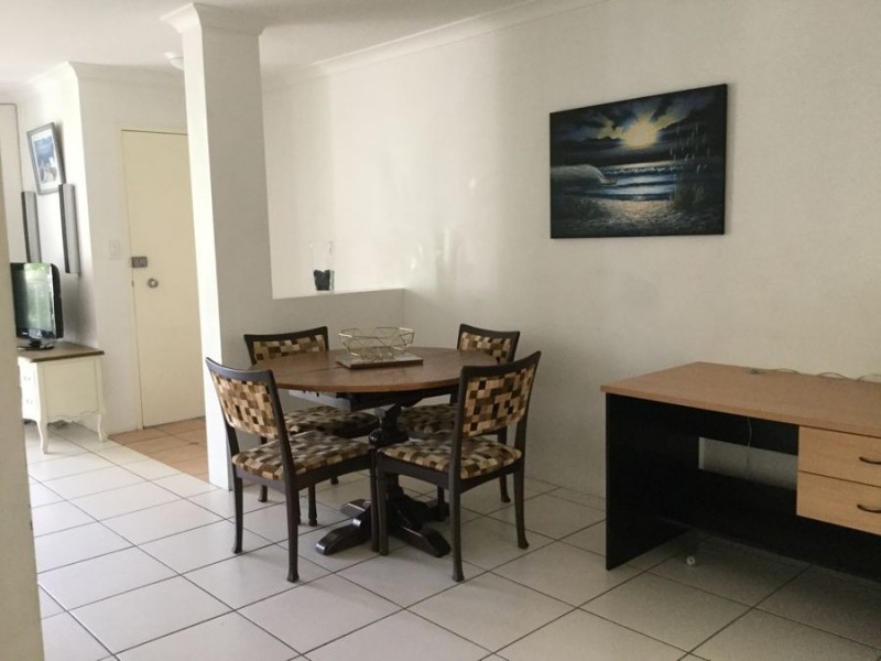 31/28 Chairlift Avenue “Santorini by the Sea”, Mermaid Beach QLD 4218