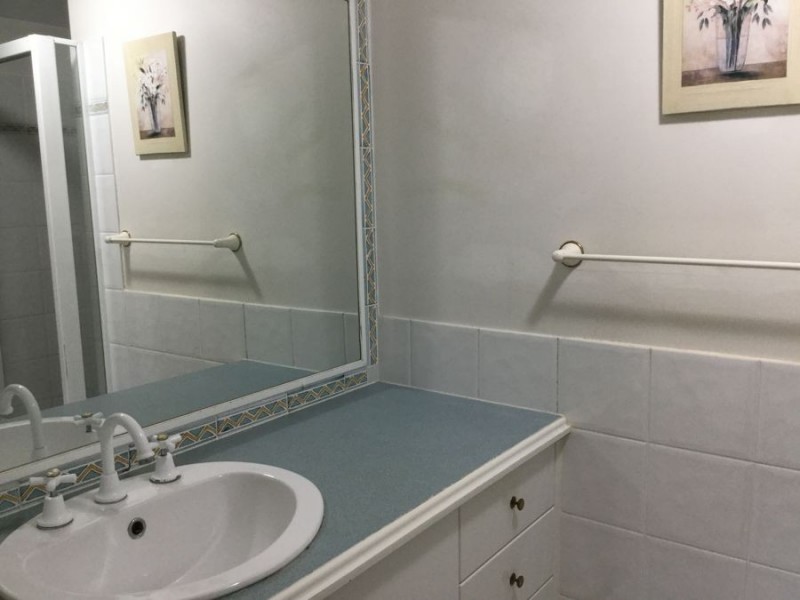 31/28 Chairlift Avenue “Santorini by the Sea”, Mermaid Beach QLD 4218