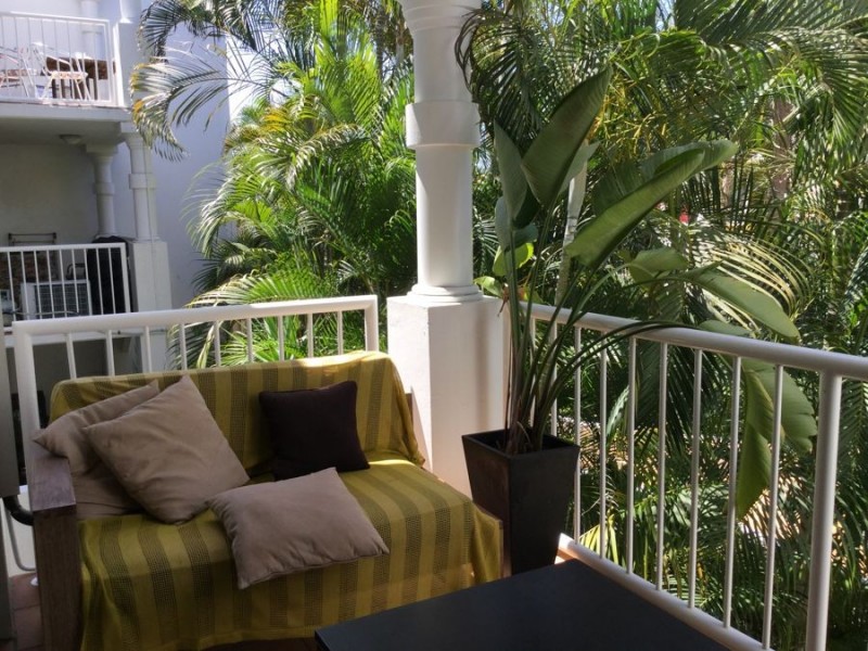 31/28 Chairlift Avenue “Santorini by the Sea”, Mermaid Beach QLD 4218