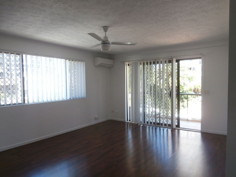 6/215 Surf Parade, Broadbeach QLD 4218