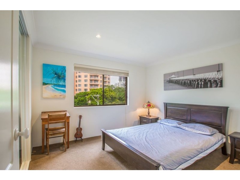 5/19 Australia Avenue, Broadbeach QLD 4218