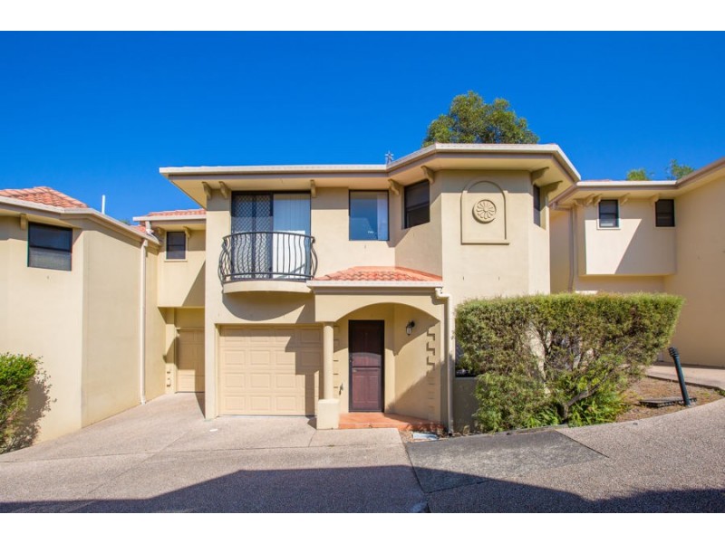 4/141 Cotlew Street, Ashmore QLD 4214