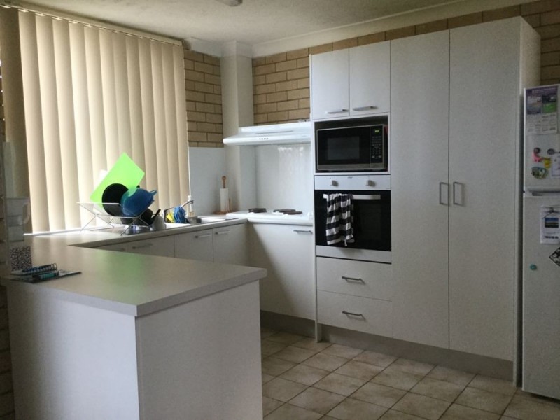 2/2301 Gold Coast Highway “La Costa Village”, Mermaid Beach QLD 4218