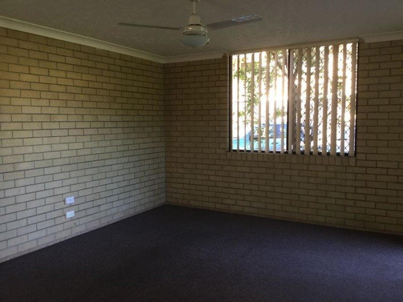 2/2301 Gold Coast Highway “La Costa Village”, Mermaid Beach QLD 4218