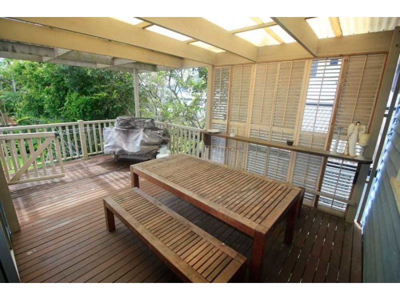 19 Cronulla Avenue, Mermaid Beach QLD 4218