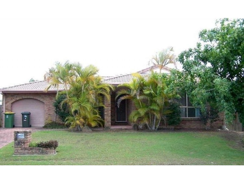104 Auk Avenue, Burleigh Waters QLD 4220