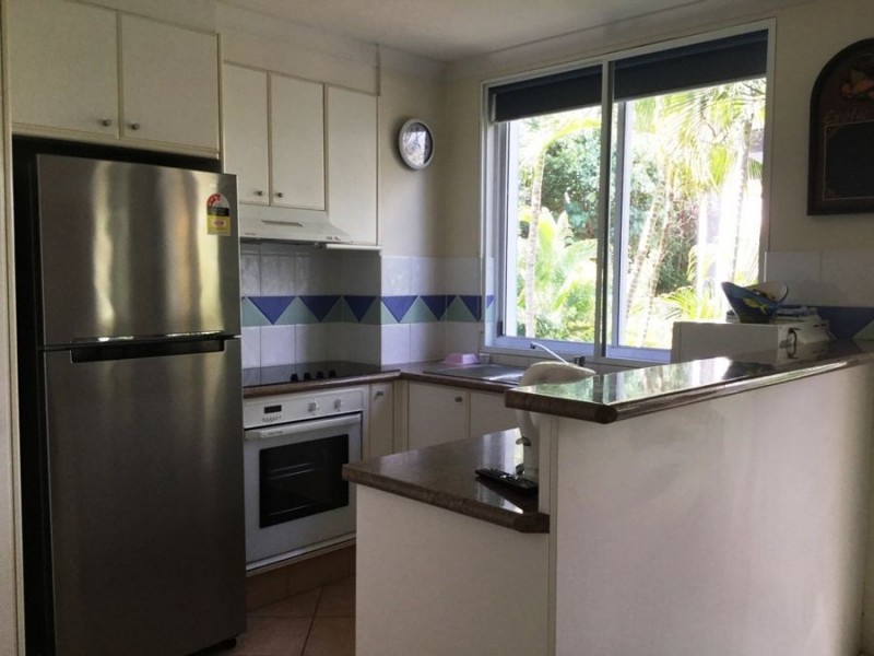 14/28 Chairlift Avenue “Santorini by the Sea”, Mermaid Beach QLD 4218