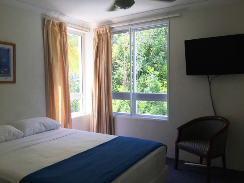 14/28 Chairlift Avenue “Santorini by the Sea”, Mermaid Beach QLD 4218