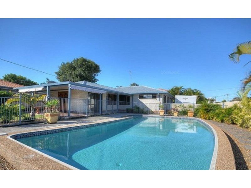 27 Birigun Street, Mermaid Waters QLD 4218