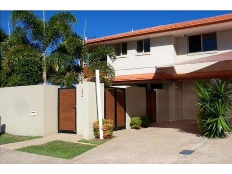 2/40 Heron Avenue, Mermaid Beach QLD 4218