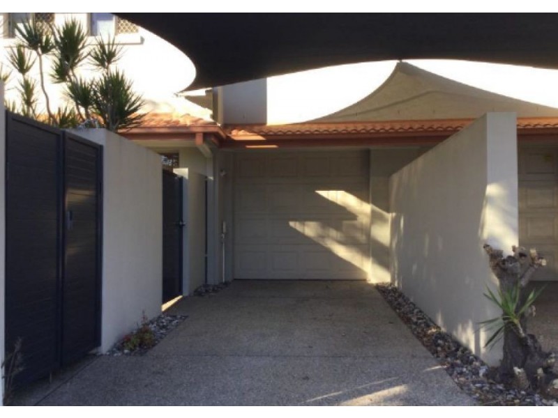 2/40 Heron Avenue, Mermaid Beach QLD 4218