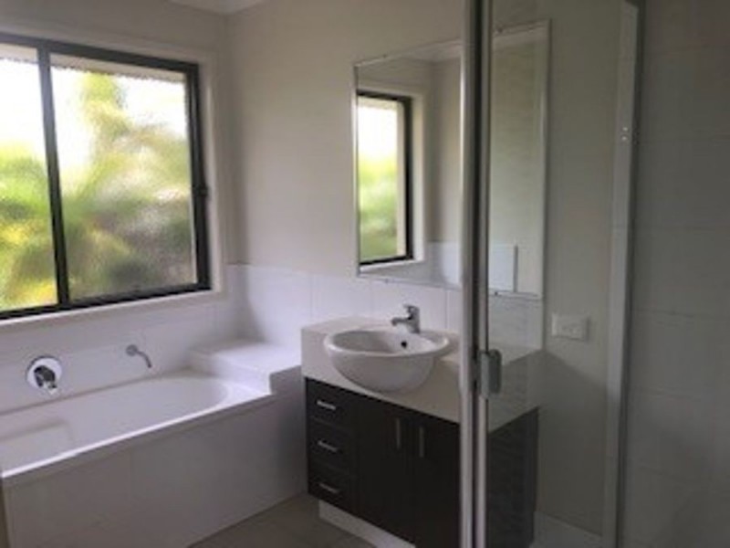 6 Summit Pde, Bahrs Scrub QLD 4207