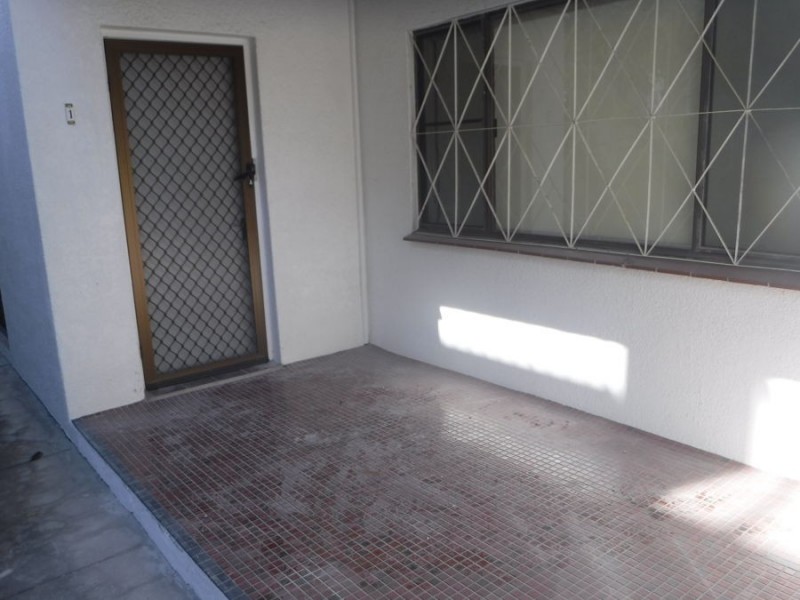 1/23 Jubilee Avenue, Broadbeach QLD 4218