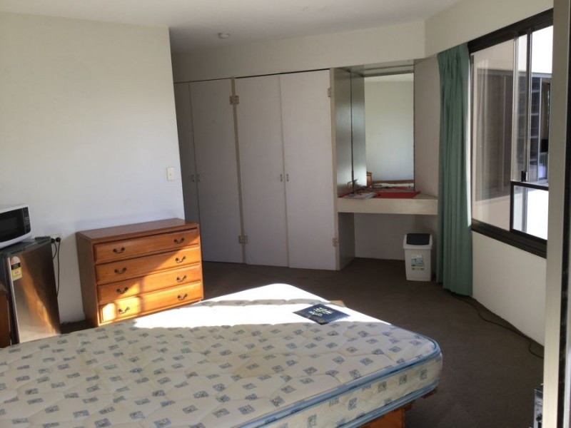 602S/8-12 Trickett St, Surfers Paradise QLD 4217