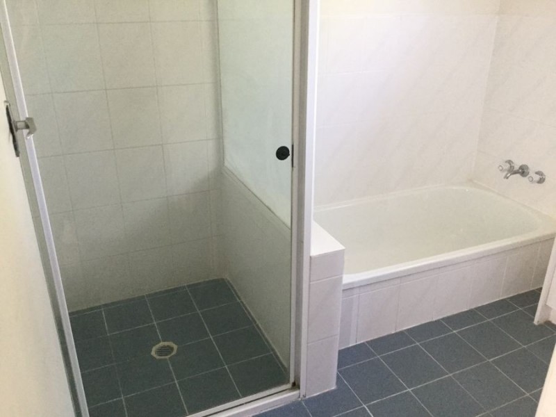 32 Kallay Street, Miami QLD 4220