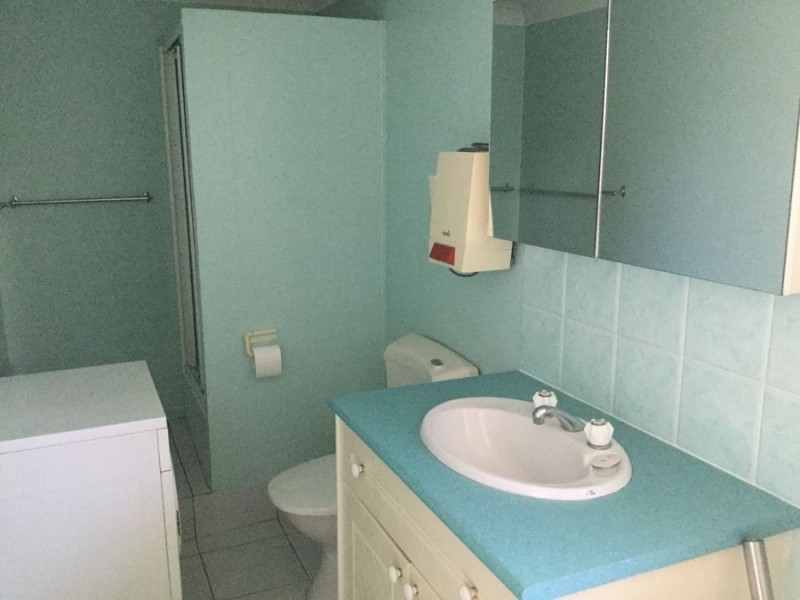 32 Kallay Street, Miami QLD 4220