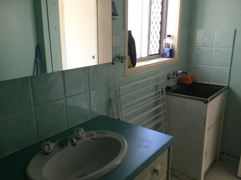 32 Kallay Street, Miami QLD 4220