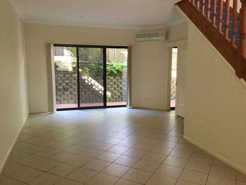 12/141 Cotlew Street, Ashmore QLD 4214