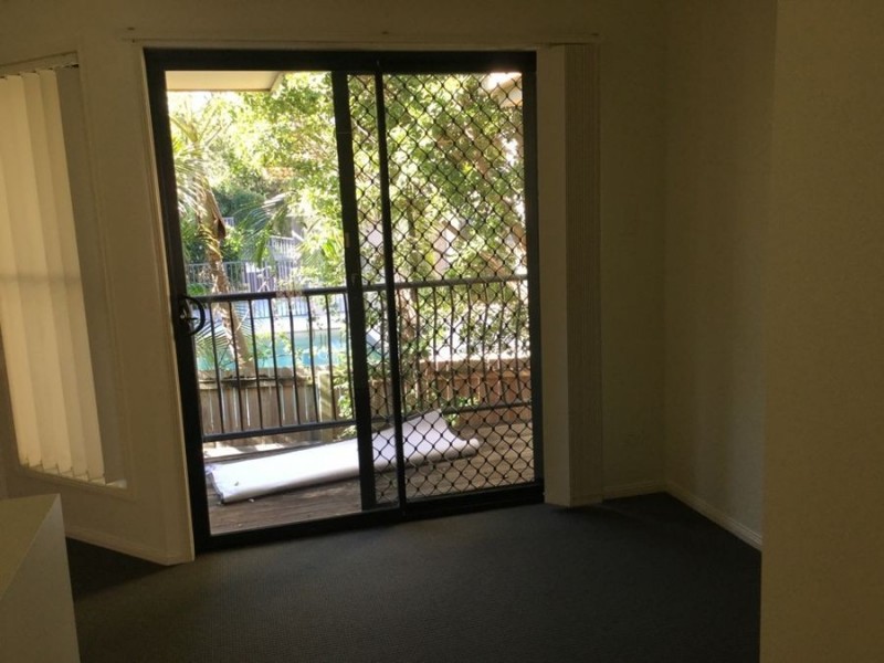 12/141 Cotlew Street, Ashmore QLD 4214