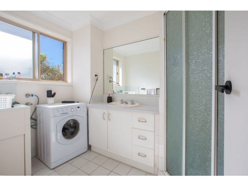 18/66 Sarawak Avenue, Palm Beach QLD 4221