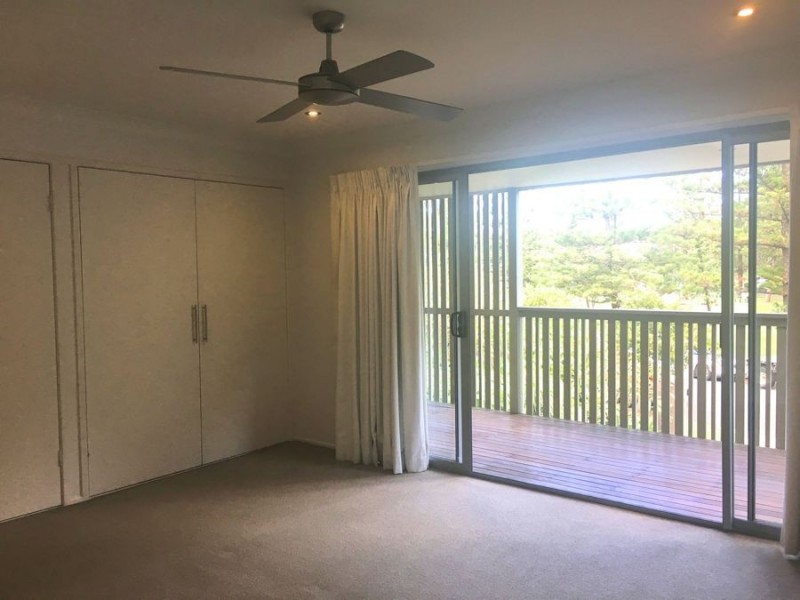 2/13 Chairlift Avenue East, Mermaid Beach QLD 4218