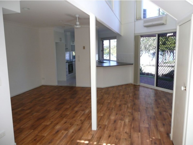 13/173 Barrier Reef Drive, Mermaid Waters QLD 4218