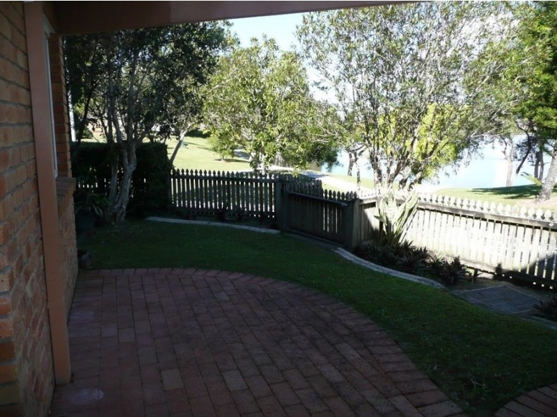 13/173 Barrier Reef Drive, Mermaid Waters QLD 4218