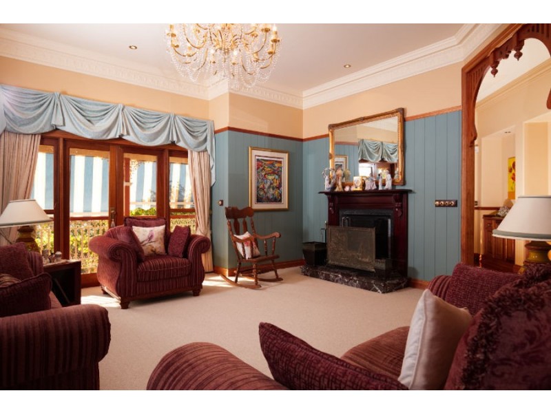 5 Kootingal Street, Ashmore QLD 4214