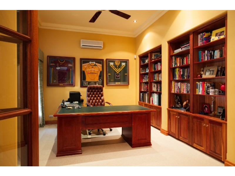 5 Kootingal Street, Ashmore QLD 4214