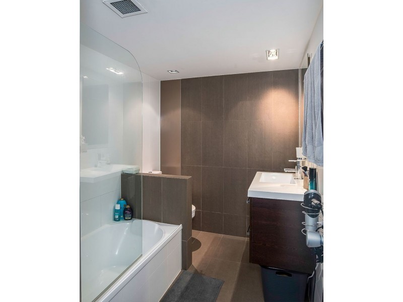 22/300 The Esplanade, Miami QLD 4220