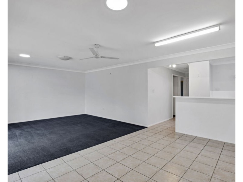 42/172 Barrier Reef Drive, Mermaid Waters QLD 4218
