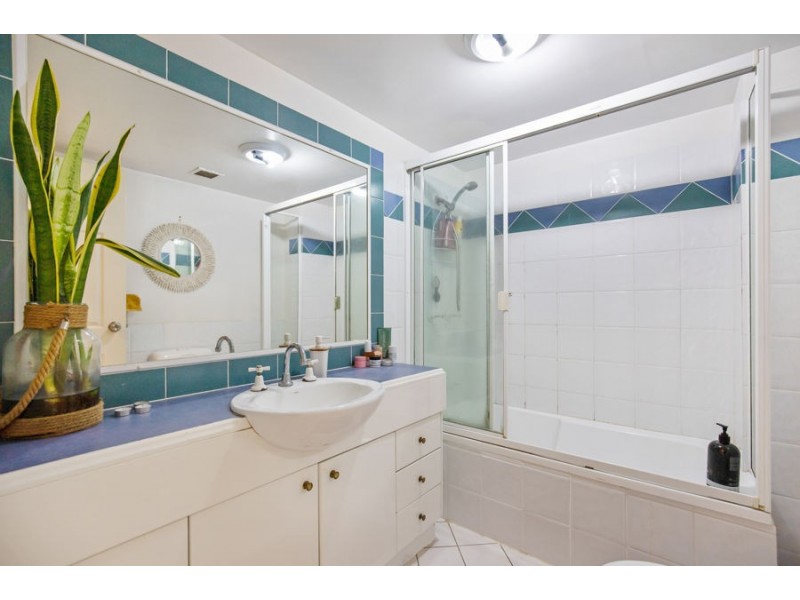 31/28 Chairlift Avenue, Miami QLD 4220