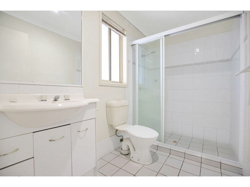 3/113-115 Arundel Drive, Arundel QLD 4214