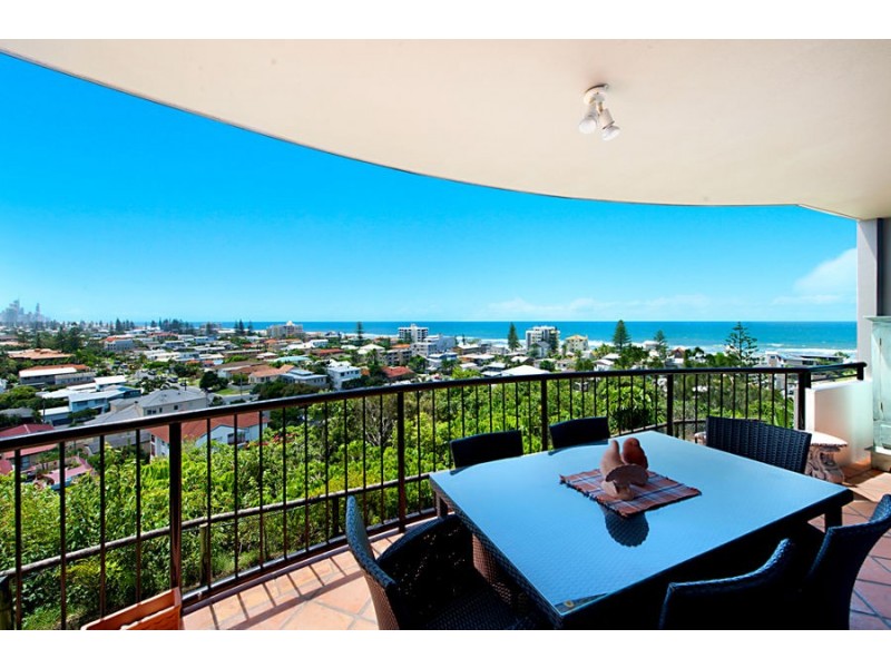 A22 Great Hall Drive, Miami QLD 4220