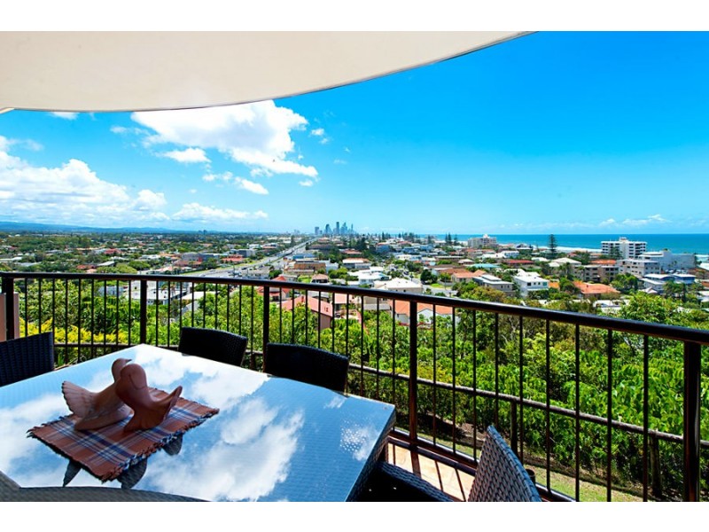 A22 Great Hall Drive, Miami QLD 4220