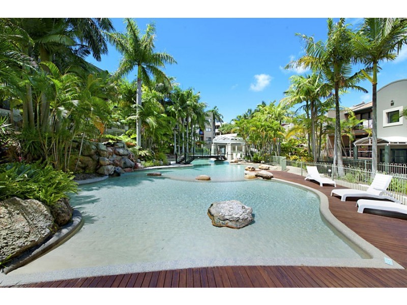 A22 Great Hall Drive, Miami QLD 4220