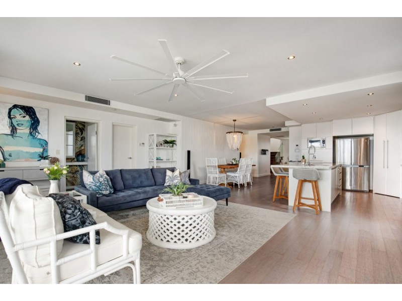 3/89 Seagull Avenue, Mermaid Beach QLD 4218