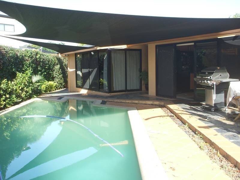 Broadbeach Waters QLD 4218