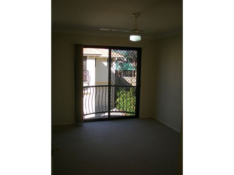 Ashmore QLD 4214