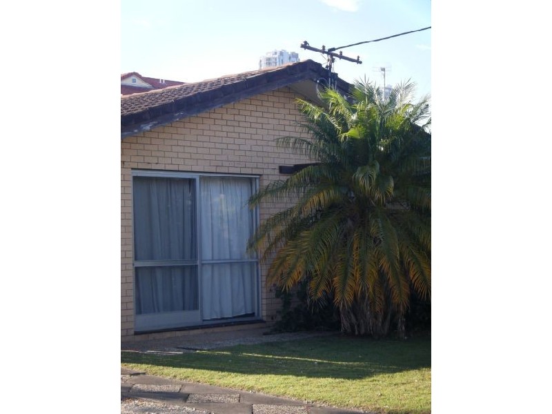 Chevron Island QLD 4217