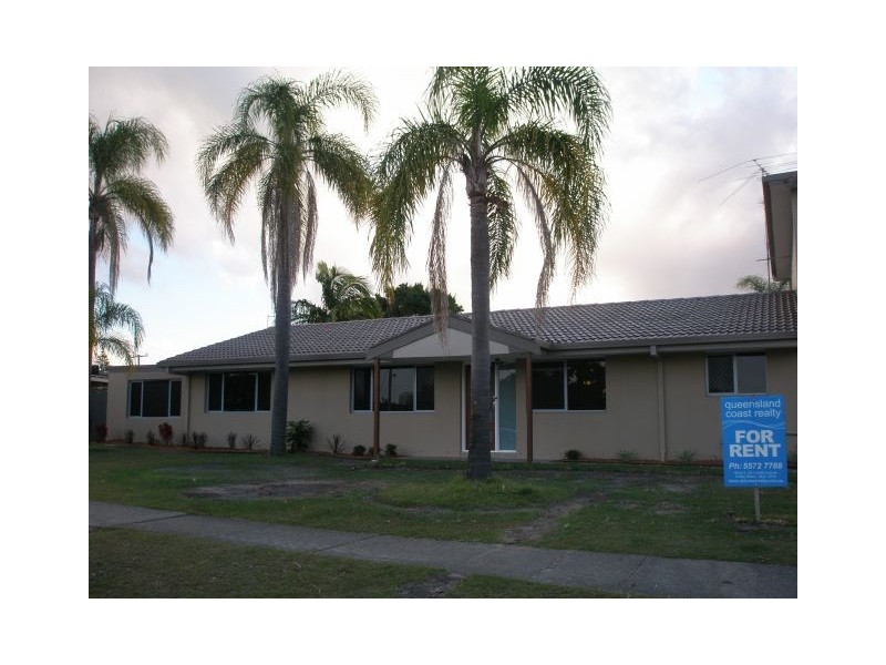 Broadbeach Waters QLD 4218