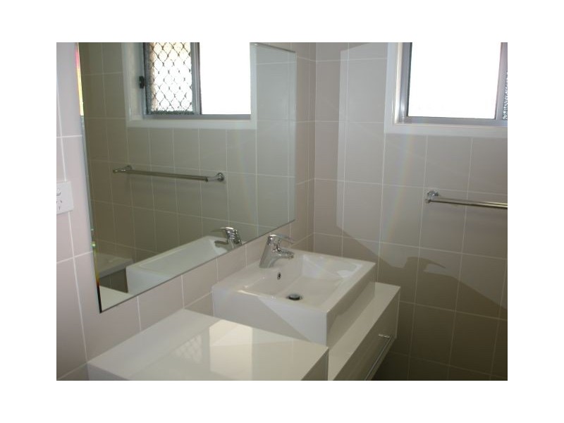 Broadbeach Waters QLD 4218