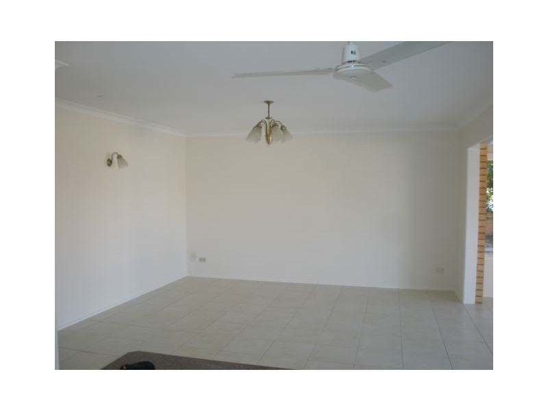 Broadbeach Waters QLD 4218