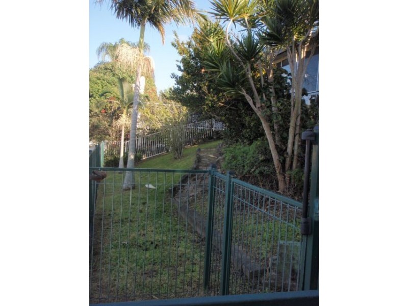 Broadbeach Waters QLD 4218