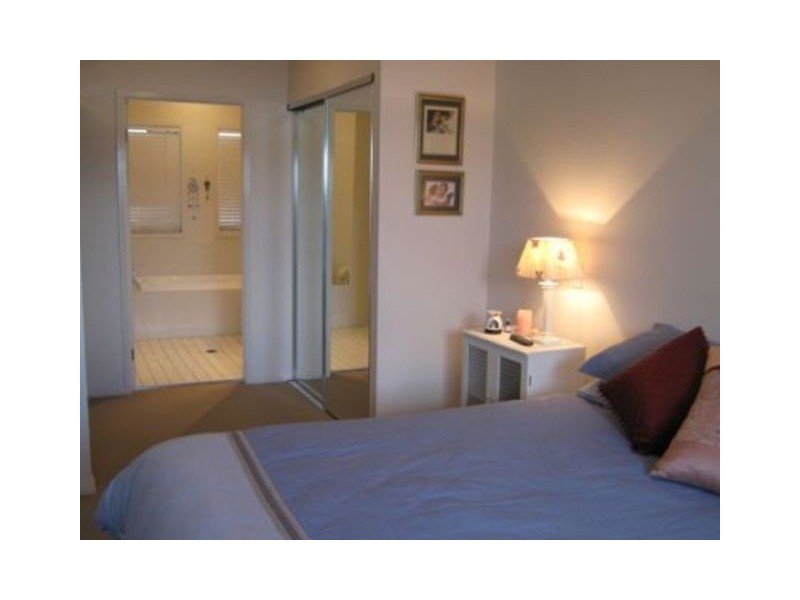 Varsity Lakes QLD 4227