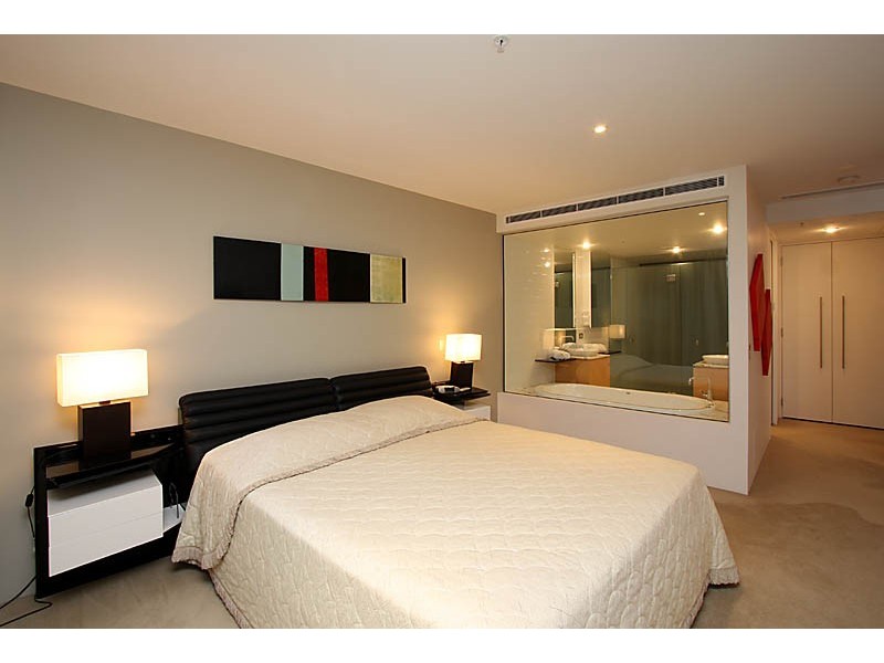Broadbeach QLD 4218